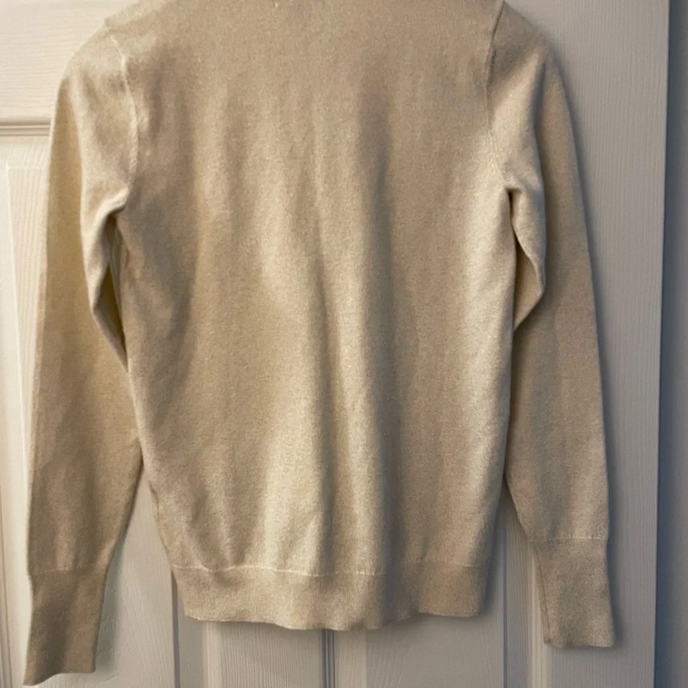 Halogen Crew Neck Sweater Cream Soft Gold Thread NWOT